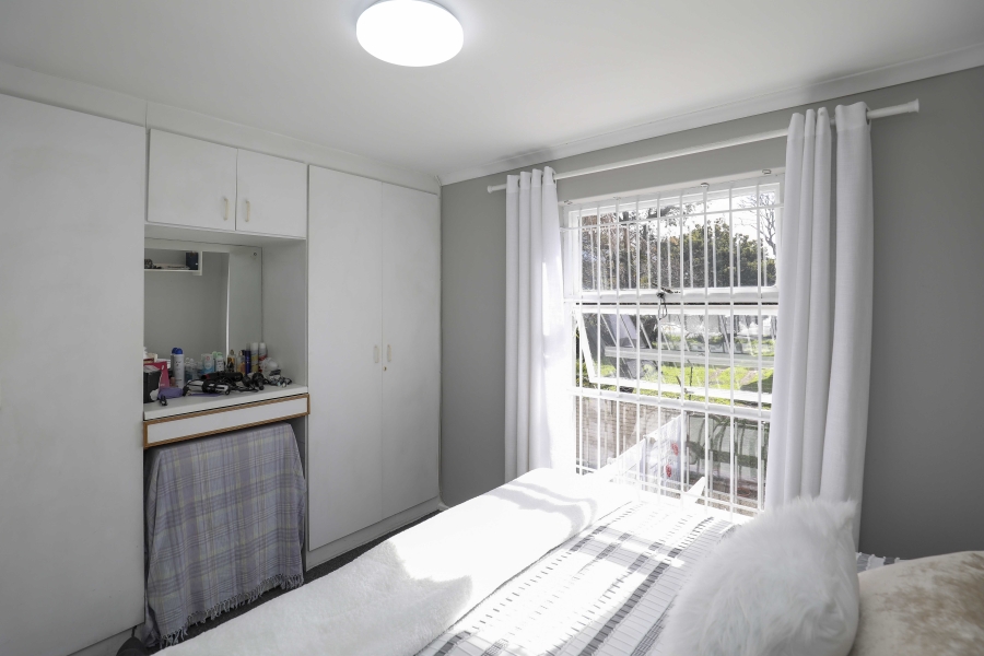 2 Bedroom Property for Sale in Plumstead Western Cape